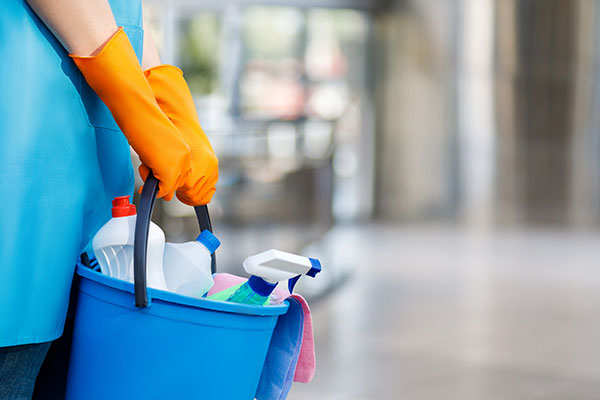 Kiinteistöjen, taloyhtiöiden sekä kotitalouksien siivouspalvelu | Varkauden Kiinteistöpalvelut Oy